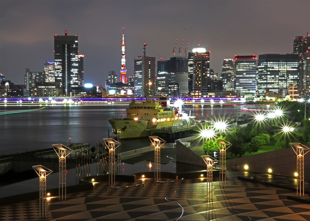 夜晚的晴海碼頭